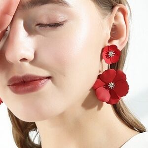 Captiva Double Flower Red Earrings Womens Pierced Goldtone Fashion Jewelry New